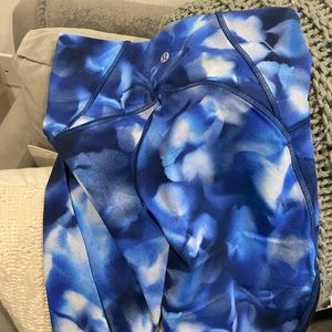 New with tags Lululemon Train Times Crop in fun blue print